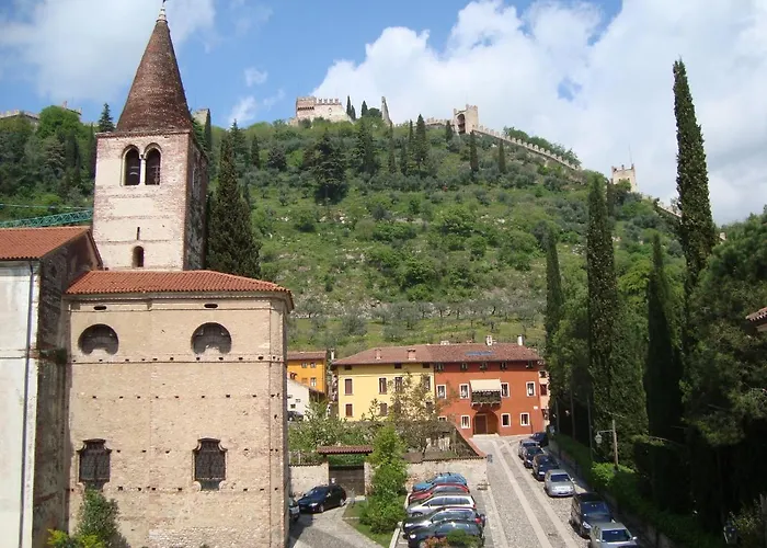 Bed & Breakfast Borgo Castello 3*